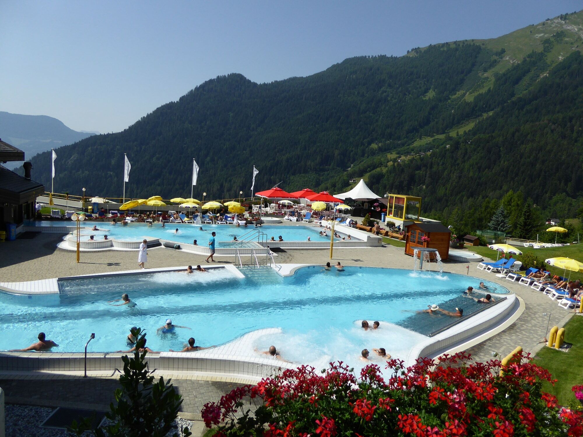 Hotel Les Bains D'โอวรอนนาซ ภายนอก รูปภาพ