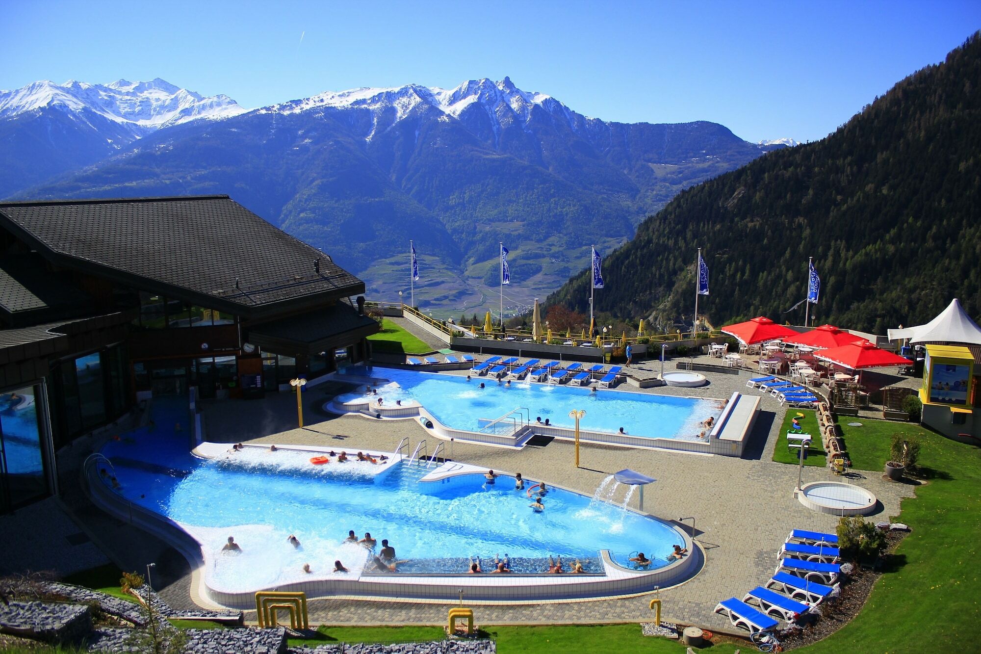 Hotel Les Bains D'โอวรอนนาซ ภายนอก รูปภาพ